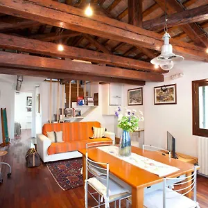 https://di-franco-super-attico.hotelslidodijesolo.com